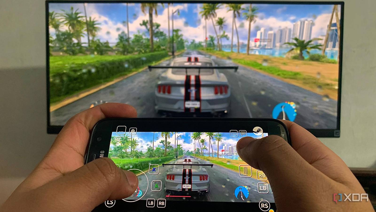 playing the crew 2 on pc and streaming it to a smartphone using steam link