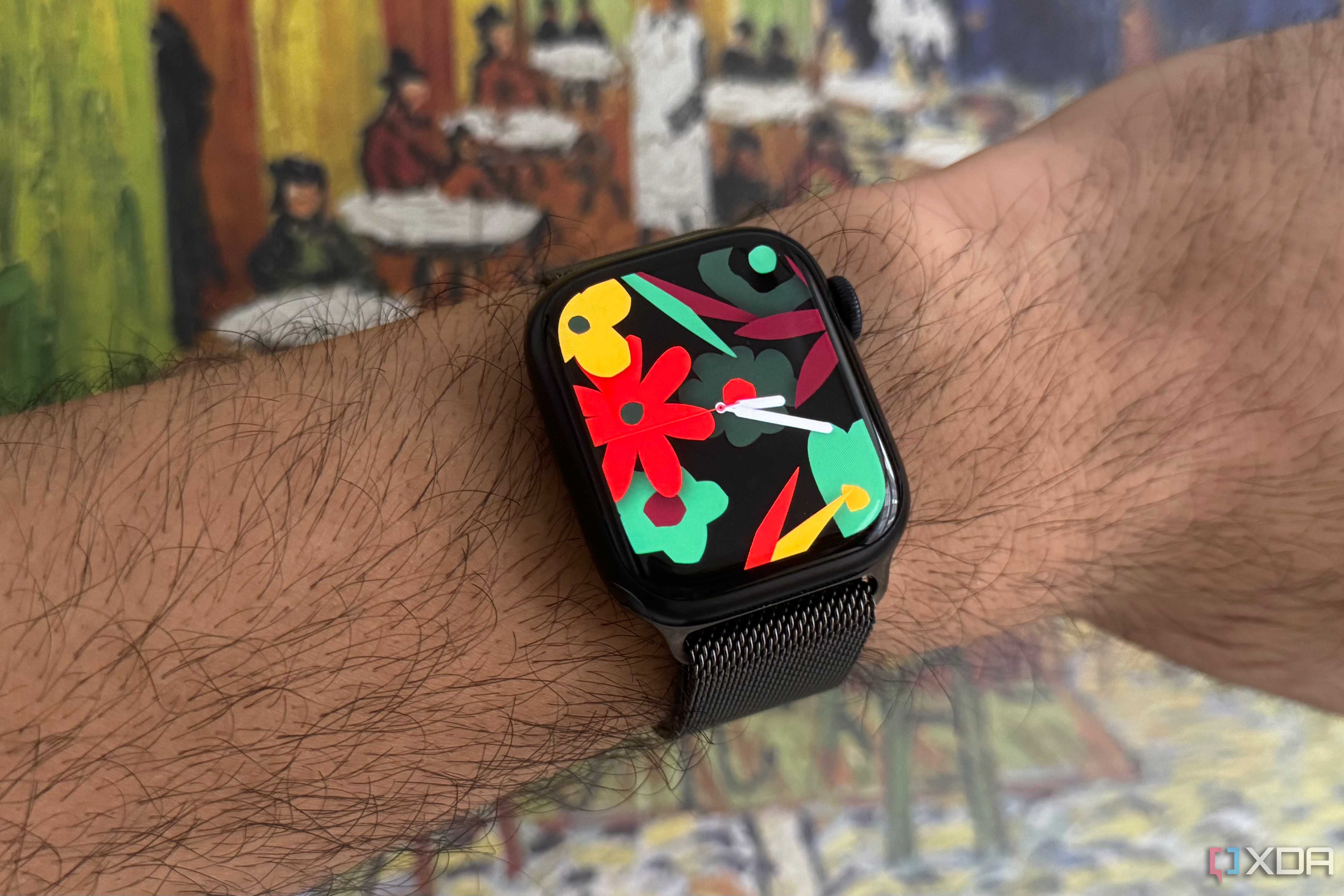 Apple Watch Series 9 displaying the Unity face on watchOS 10.3