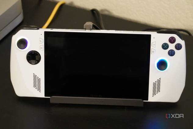 A close-up of the Jsaux dock connected to cables.