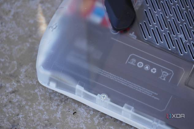 The battery sticker on the ROG Ally from Jsaux.