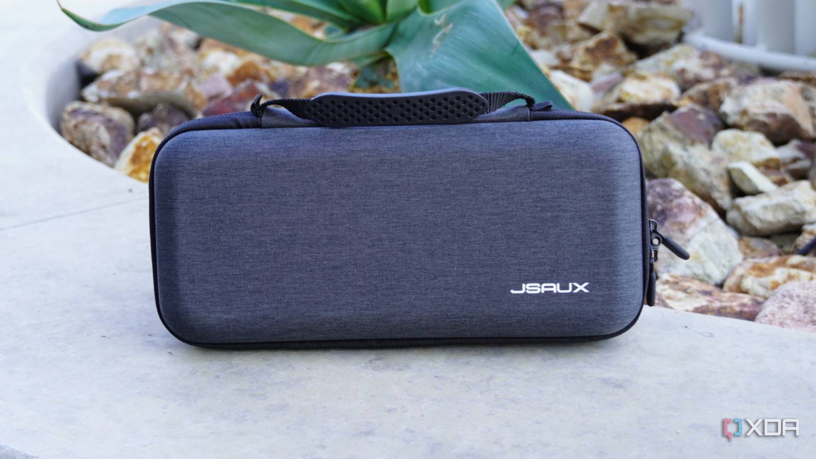 The Jsaux carrying case for gaming handhelds. 
