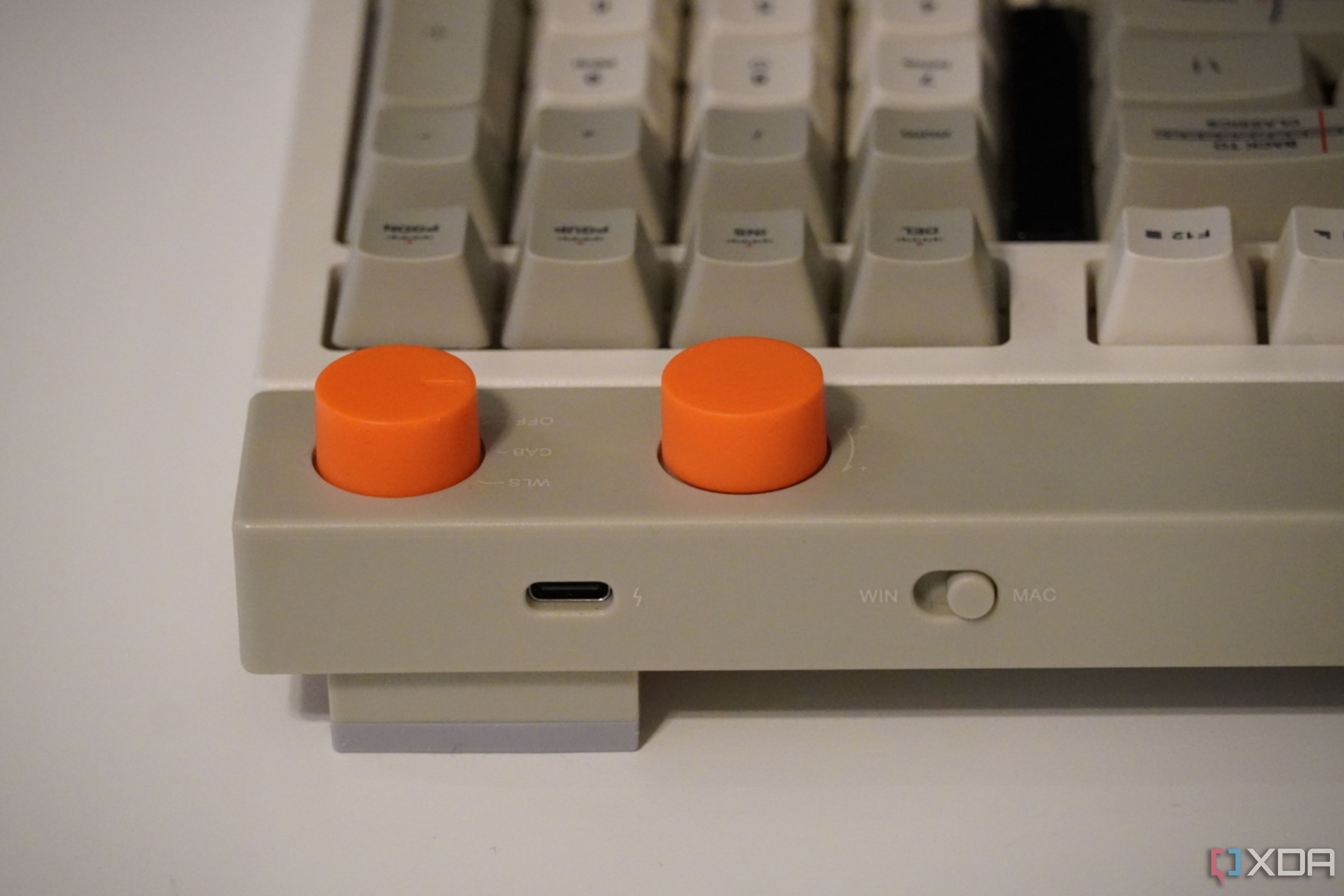 Lofree Block 98 review: The retro-inspired mechanical keyboard that ...