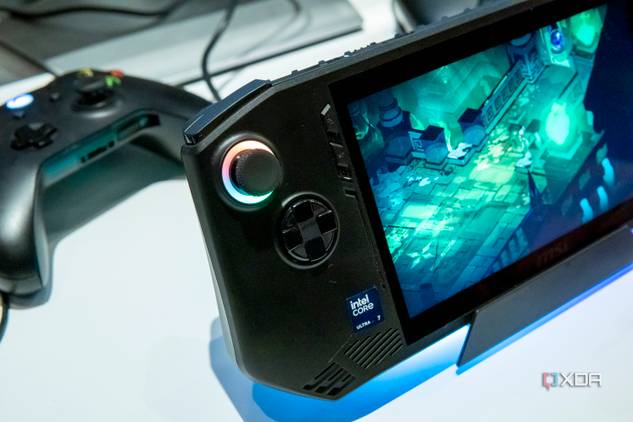 The analog stick and D-pad on the MSI Claw