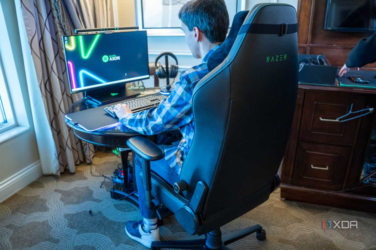 Razer Iskur V2 Gaming Chair-9