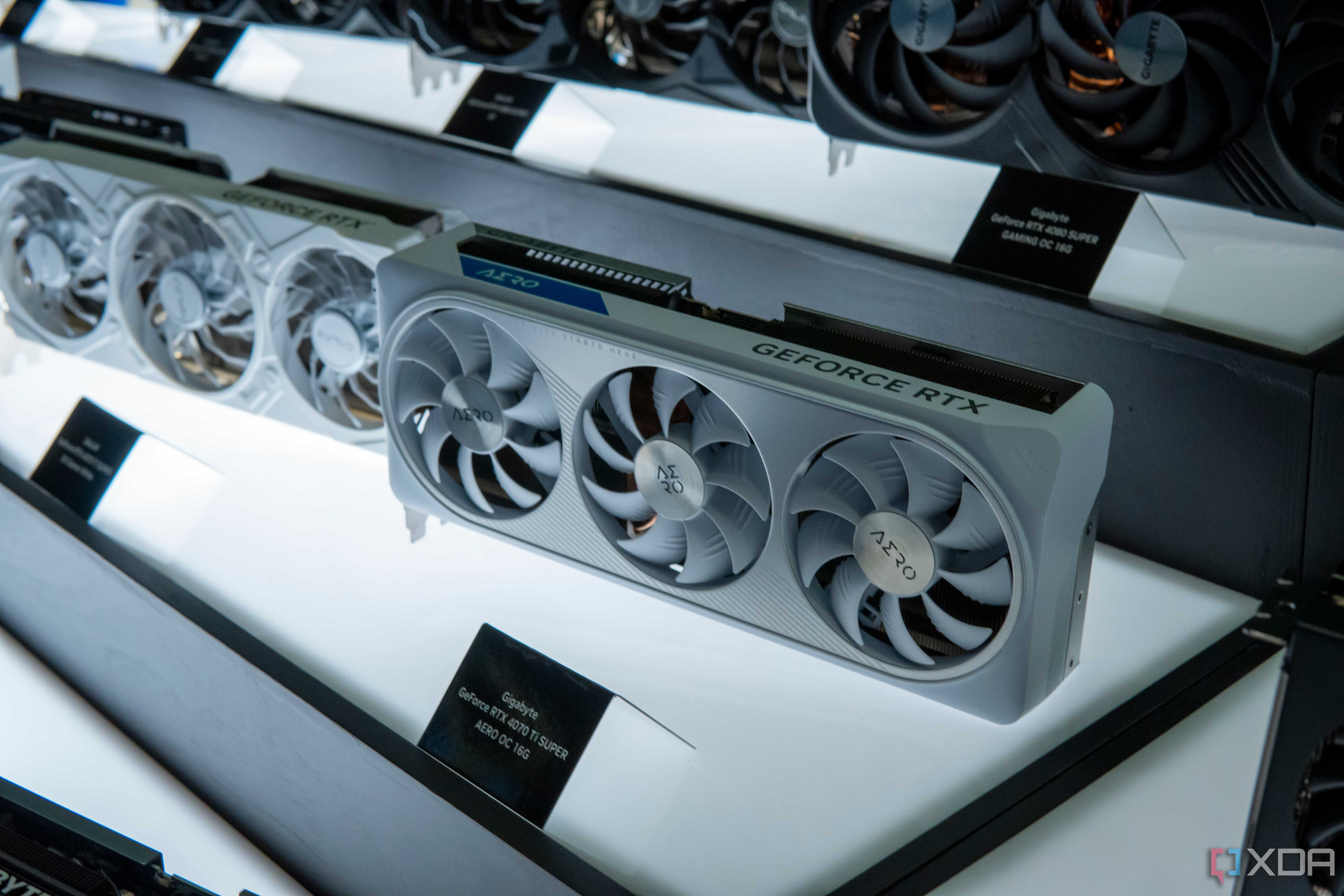 GIgabyte GeForce RTX 4070 Ti Super Aero OC GPU