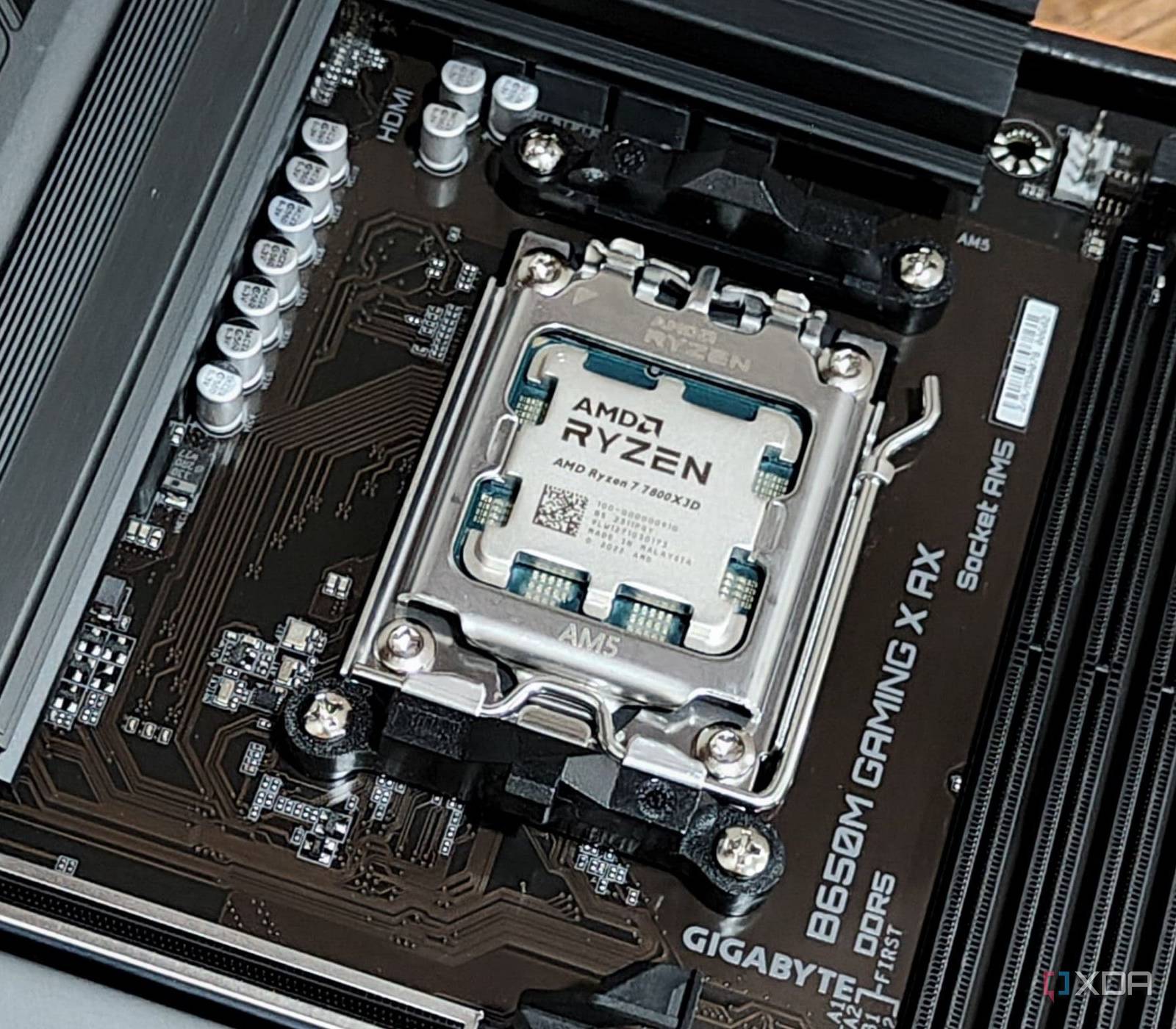 AMD's Ryzen 7 7800X3D CPU drops to one of the lowest price