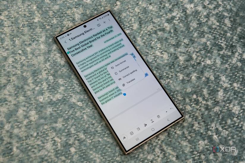 A menu with AI options open on the Galaxy S24 Ultra