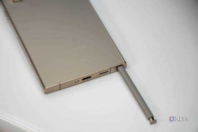 Samsung Galaxy S24 Ultra with S Pen