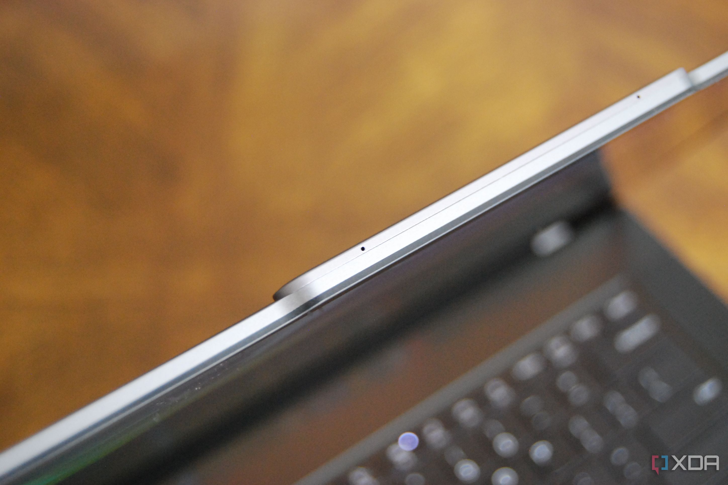 ThinkPad Z16 (Gen 2) microphone