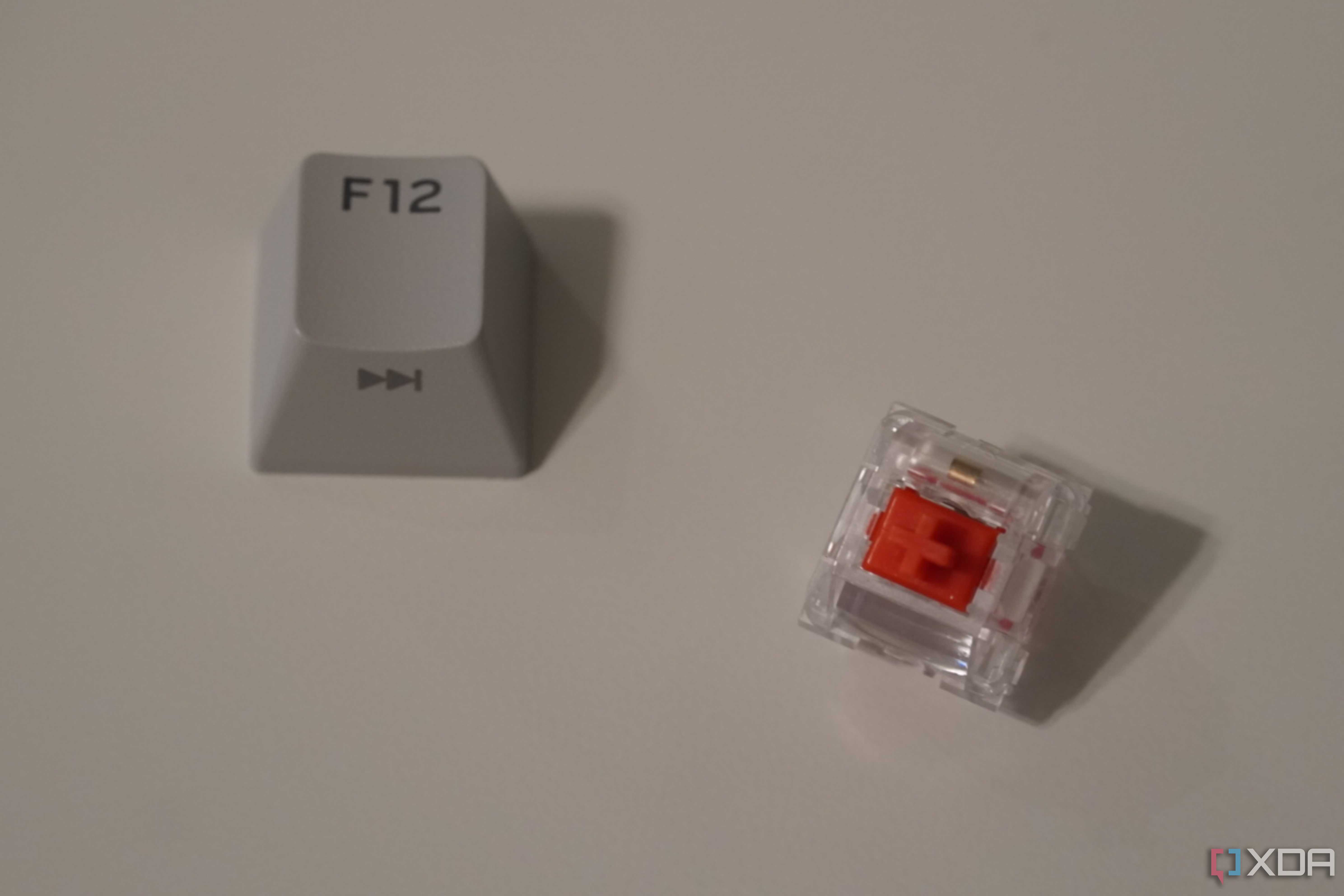 An Alienware Linear switch and keycap.