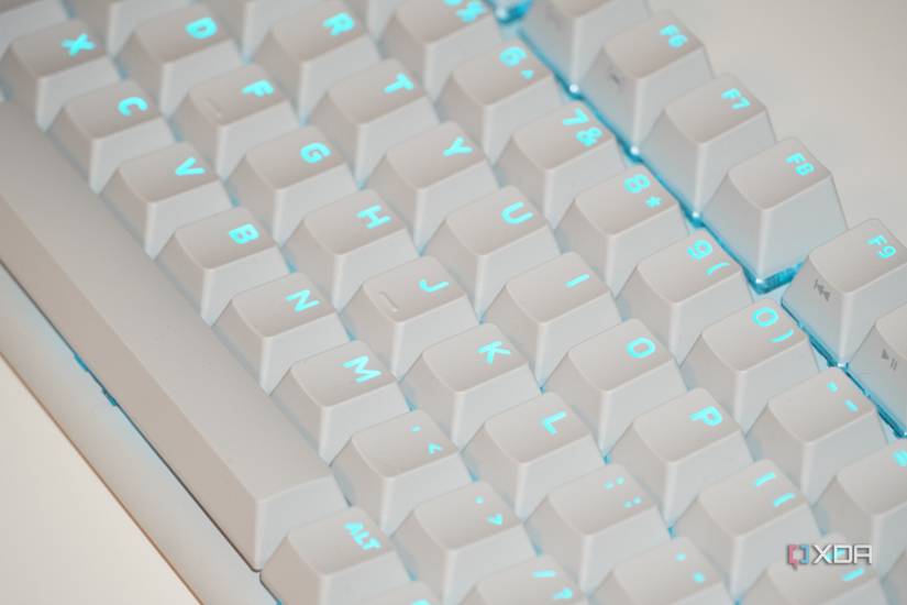 Alienware Pro Wireless Keyboard review: Checking almost all the boxes ...