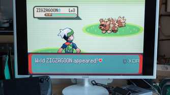 Batocera running Pokemon Emerald from the Game Boy Advanced