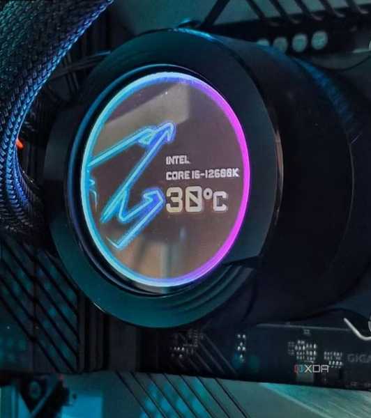 Do Intel CPUs come with coolers?