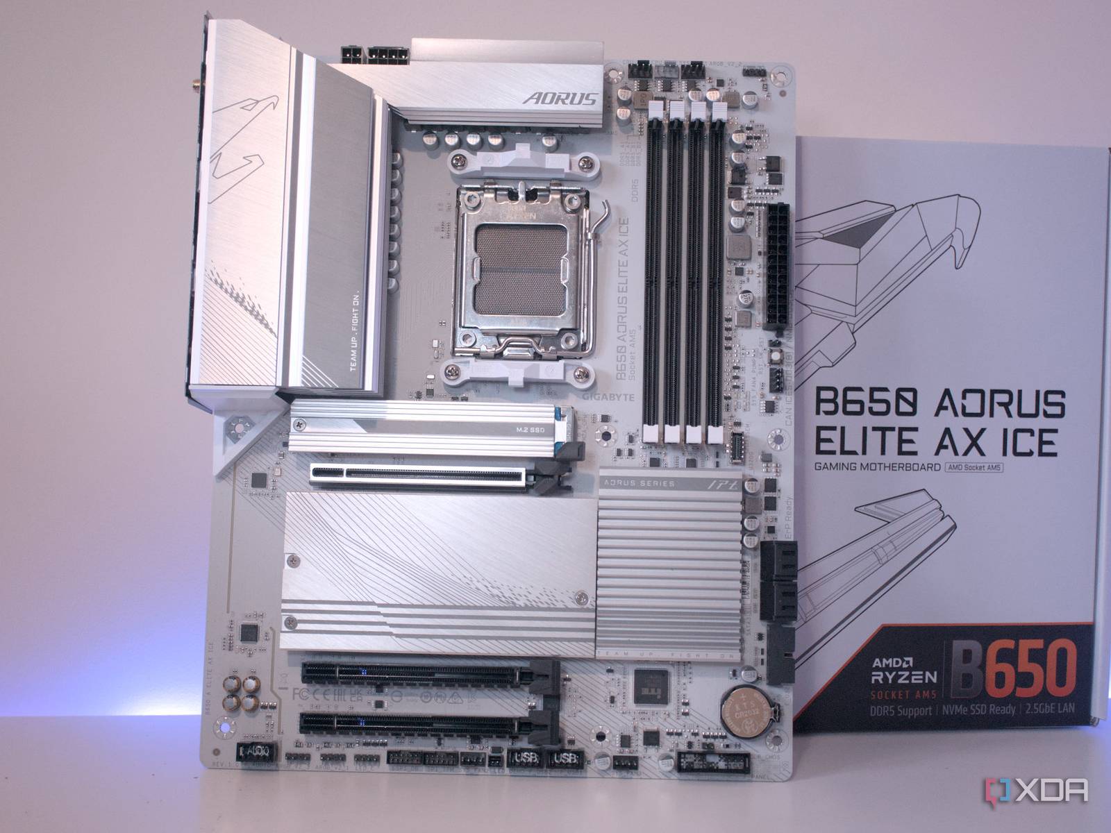 Gigabyte B650 Aorus Elite AX Ice review: Making the most of the 