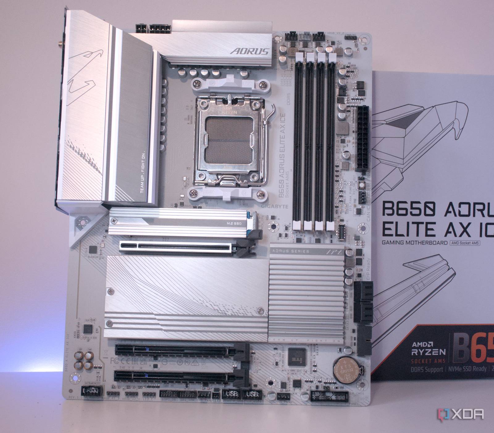 Gigabyte B650 Aorus Elite AX Ice review: Making the most of the 