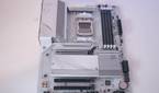 Top view of the Gigabyte B650 Aorus Elite AX Ice