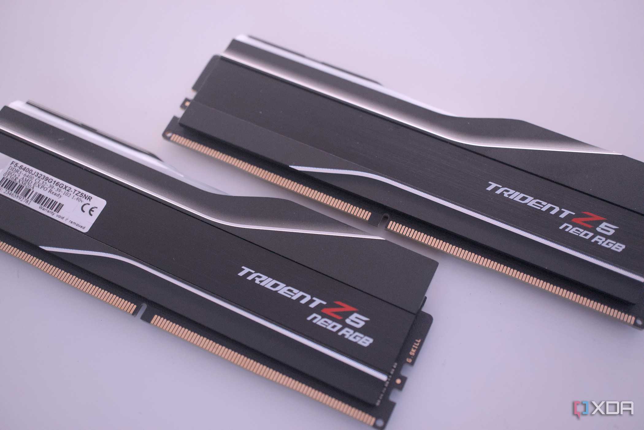 G.Skill Trident Z5 Neo RGB side by side