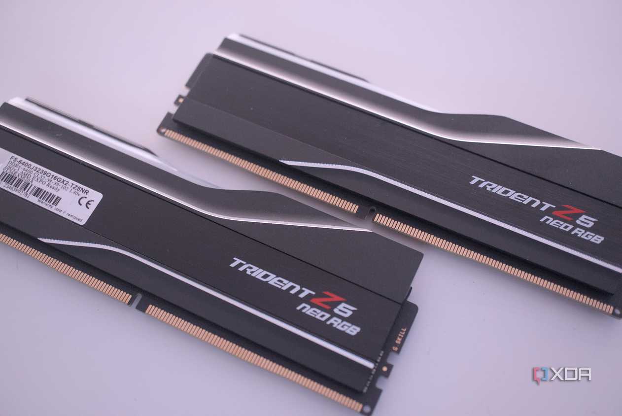 G.Skill Trident Z5 Neo RGB side by side