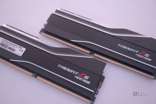 G.Skill Trident Z5 Neo RGB side by side