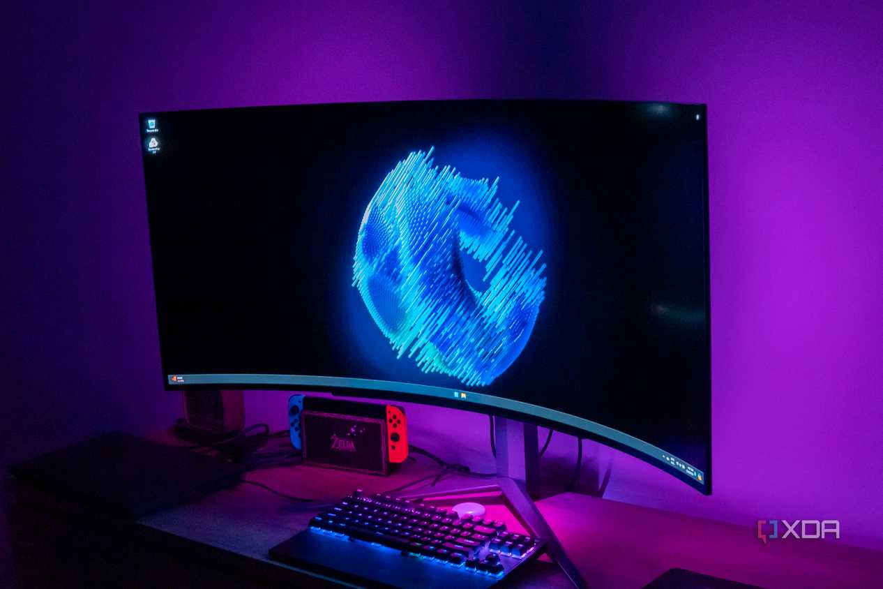 LG UltraGear 45GR95QE-23-1