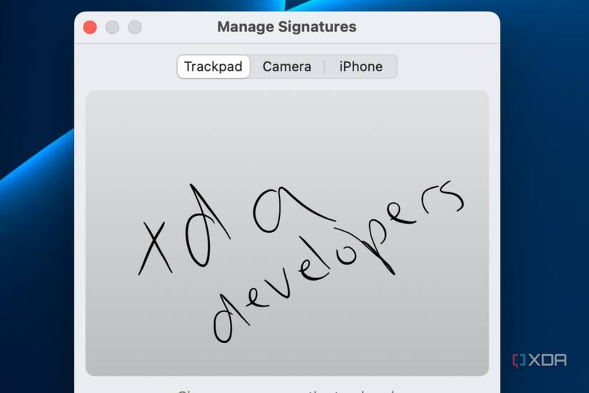 The signature creation window in the Preview app.