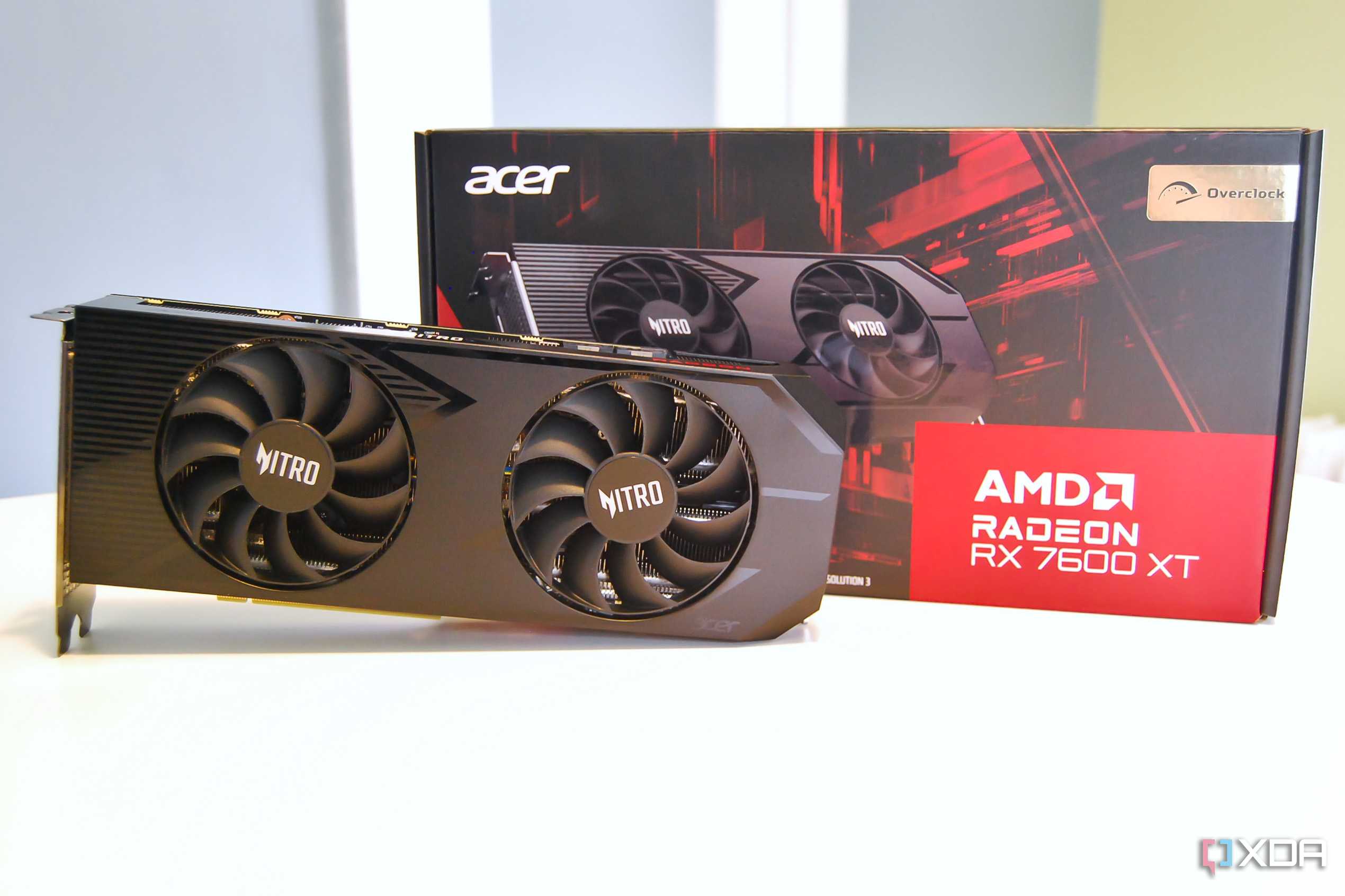 Acer Nitro Radeon RX 7600 XT OC front view