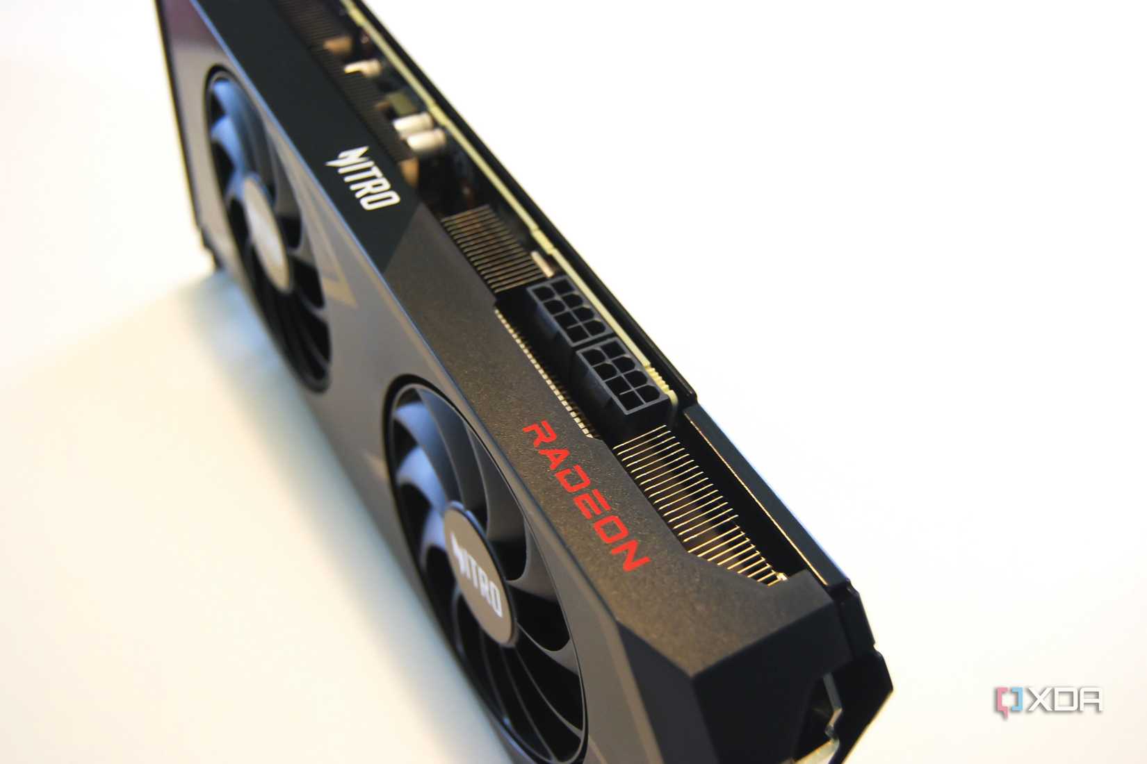 Acer Nitro Radeon RX 7600 XT OC branding