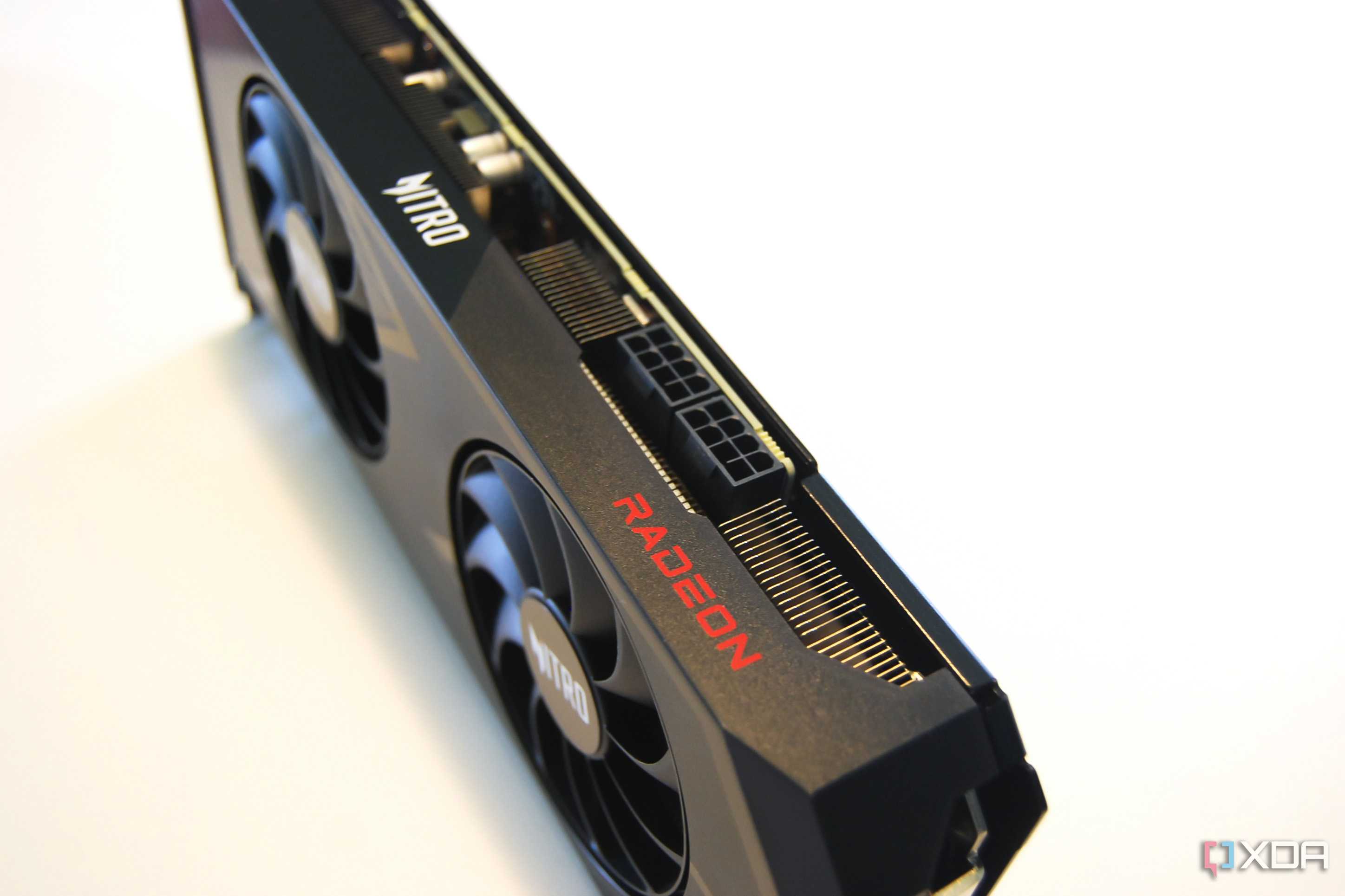 Acer Nitro Radeon RX 7600 XT OC branding