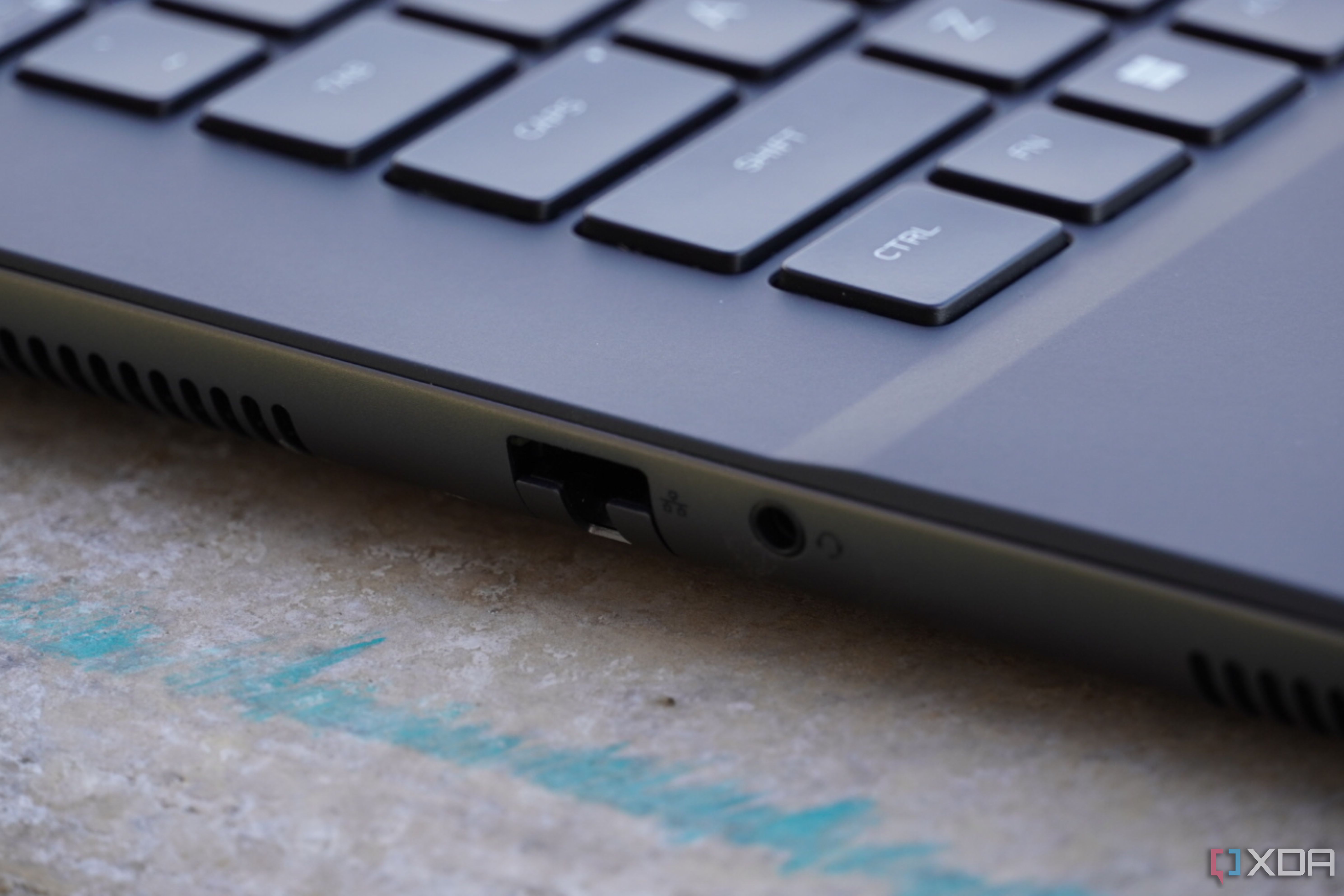 Ethernet and headphone jacks on the m16 R2.