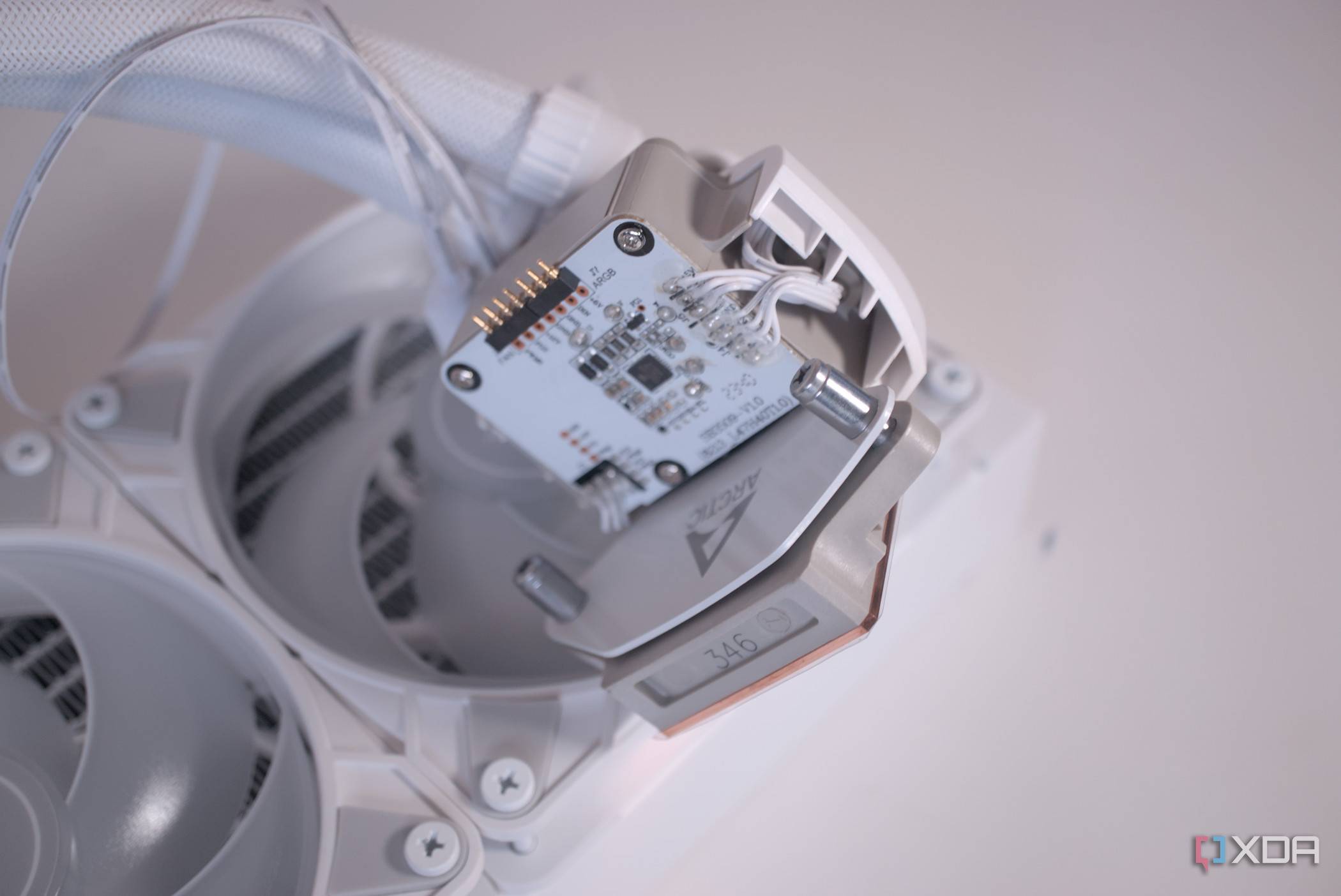 Arctic Liquid Freezer III 360 A-RGB PCB