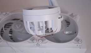 Arctic Liquid Freezer III 360 A-RGB cap installed