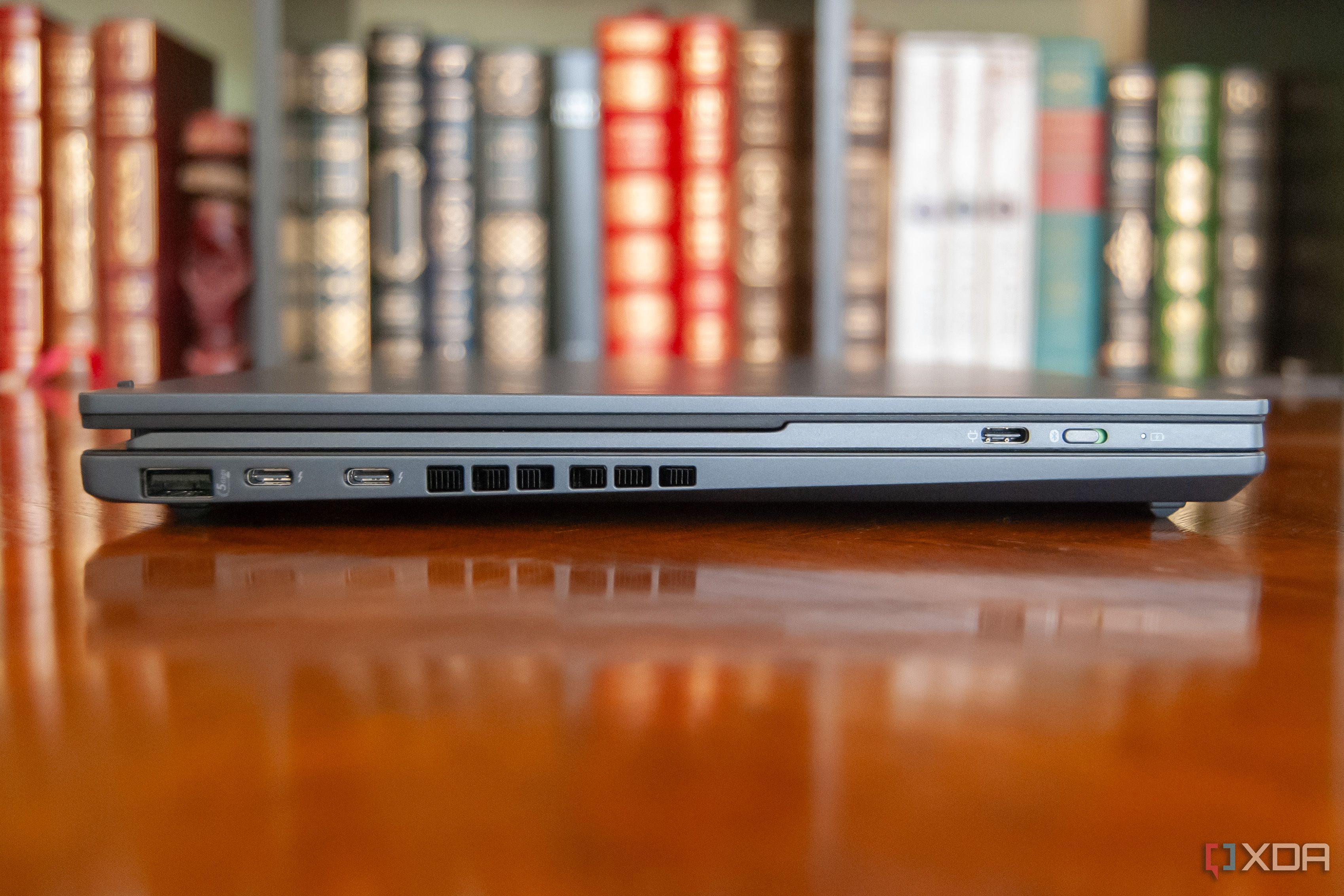 Asus Zenbook Duo (2024) left side