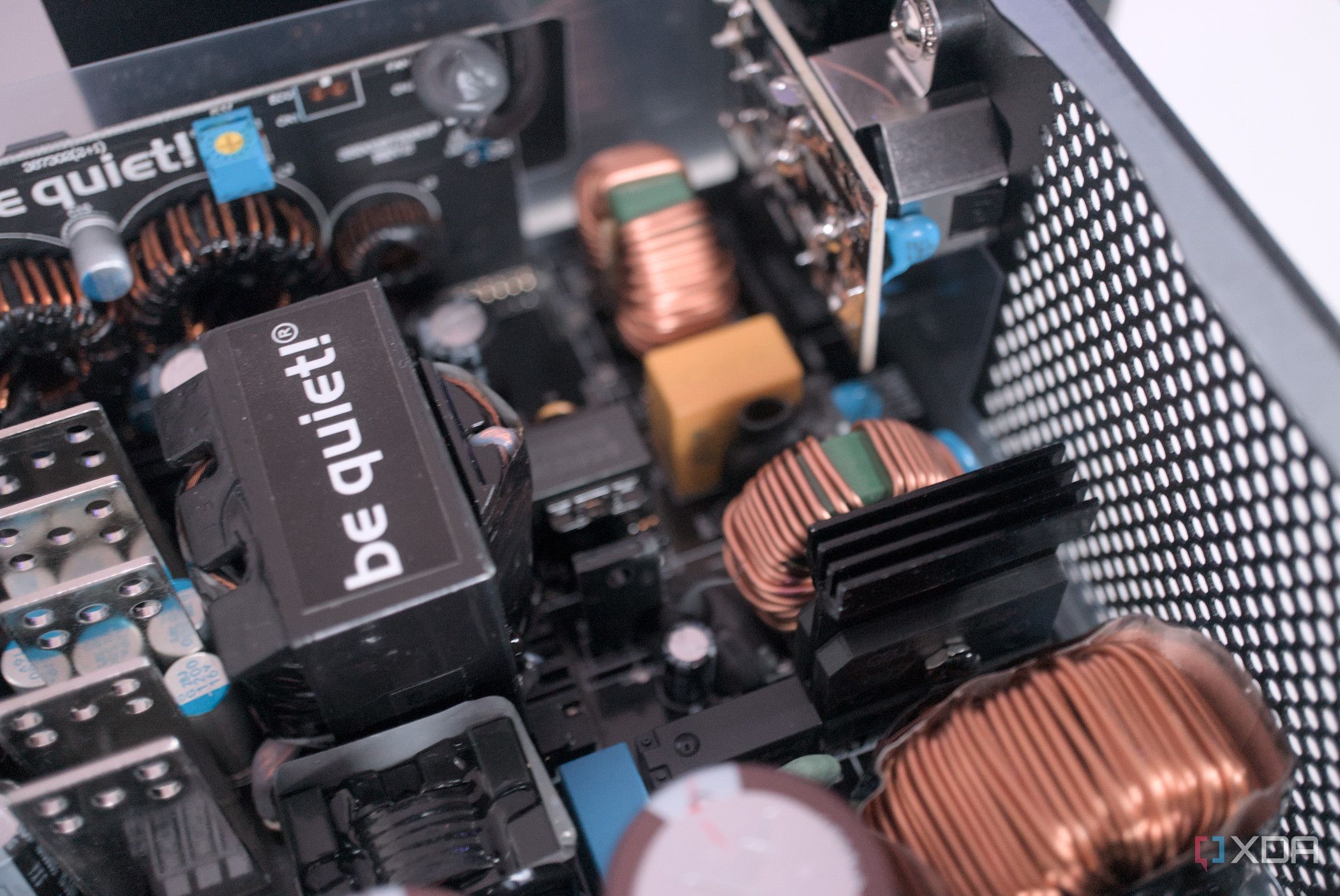 be quiet! Pure Power 12 M 850W internals