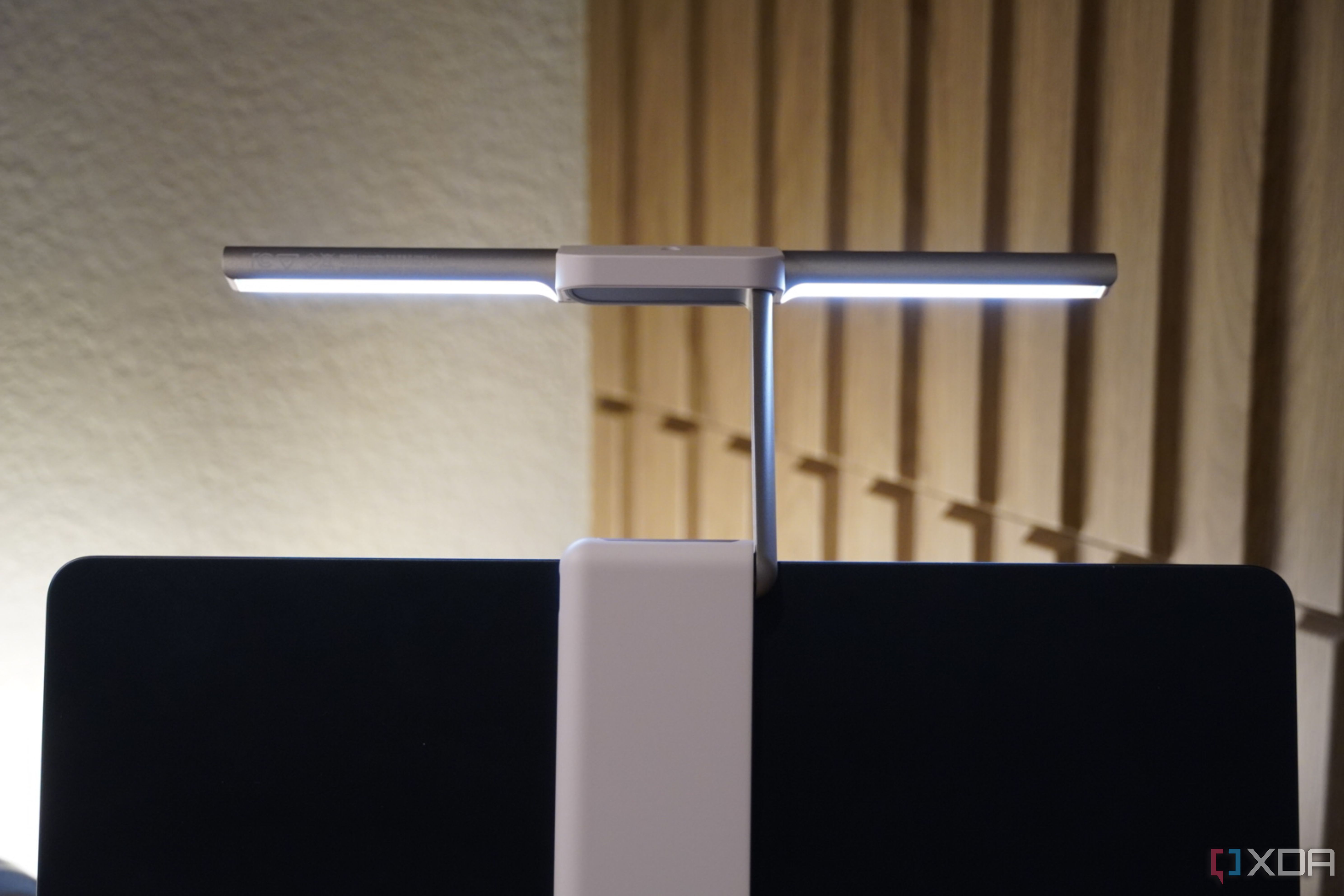 BenQ LaptopBar review: Great lighting you can take anywhere