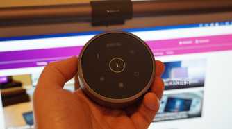 The BenQ ScreenBar Halo adjustment dial.