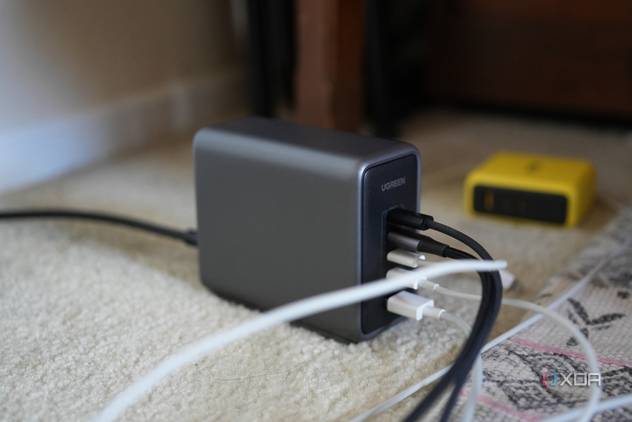 UGREEN Nexode 300W Oplader – 5 Poorten (4x USB-C, 1x USB-A), GaN PD 3.1, Geschikt Voor MacBook, IPhone, En Meer