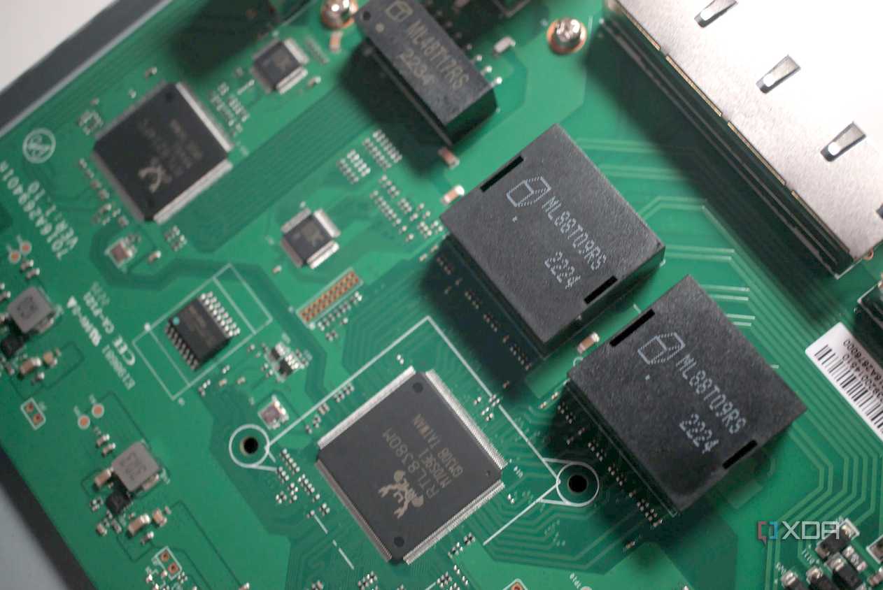 EnGenius ECS112FP