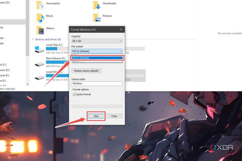 The Format utility with the FAT32 and Start options highlighted