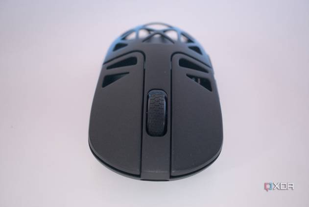 Keychron M3 Mini 4K Metal Edition front wheel