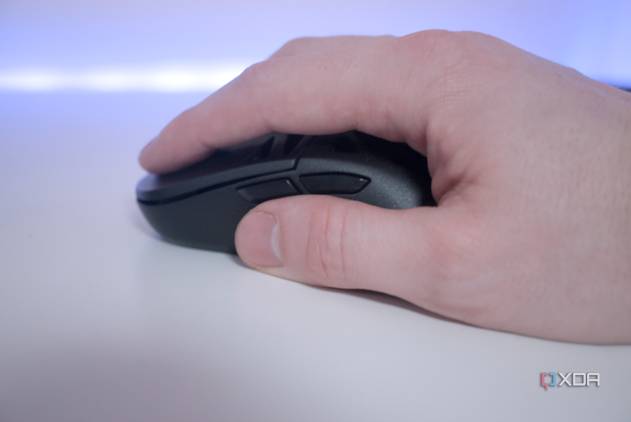 Keychron M3 Mini 4K Metal Edition palm grip