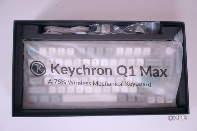 Unboxing the Keychron Q1 Max