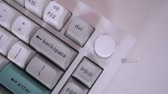 Close-up view of the Keychron Q1 Max knob