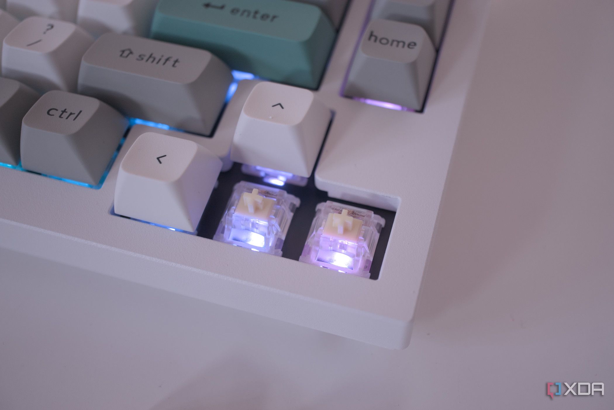 keychron-q1-max-keyboard-rgb-lighting-switches-removed
