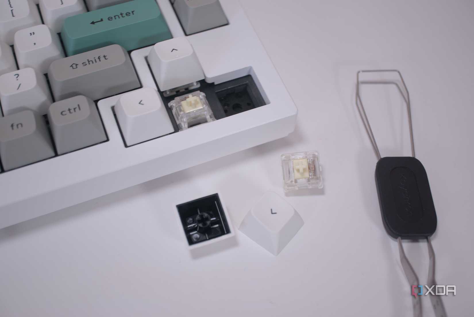 Removing the Keychron Q1 Max switches