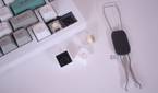 Removing Keychron Q1 Max keycaps and switches