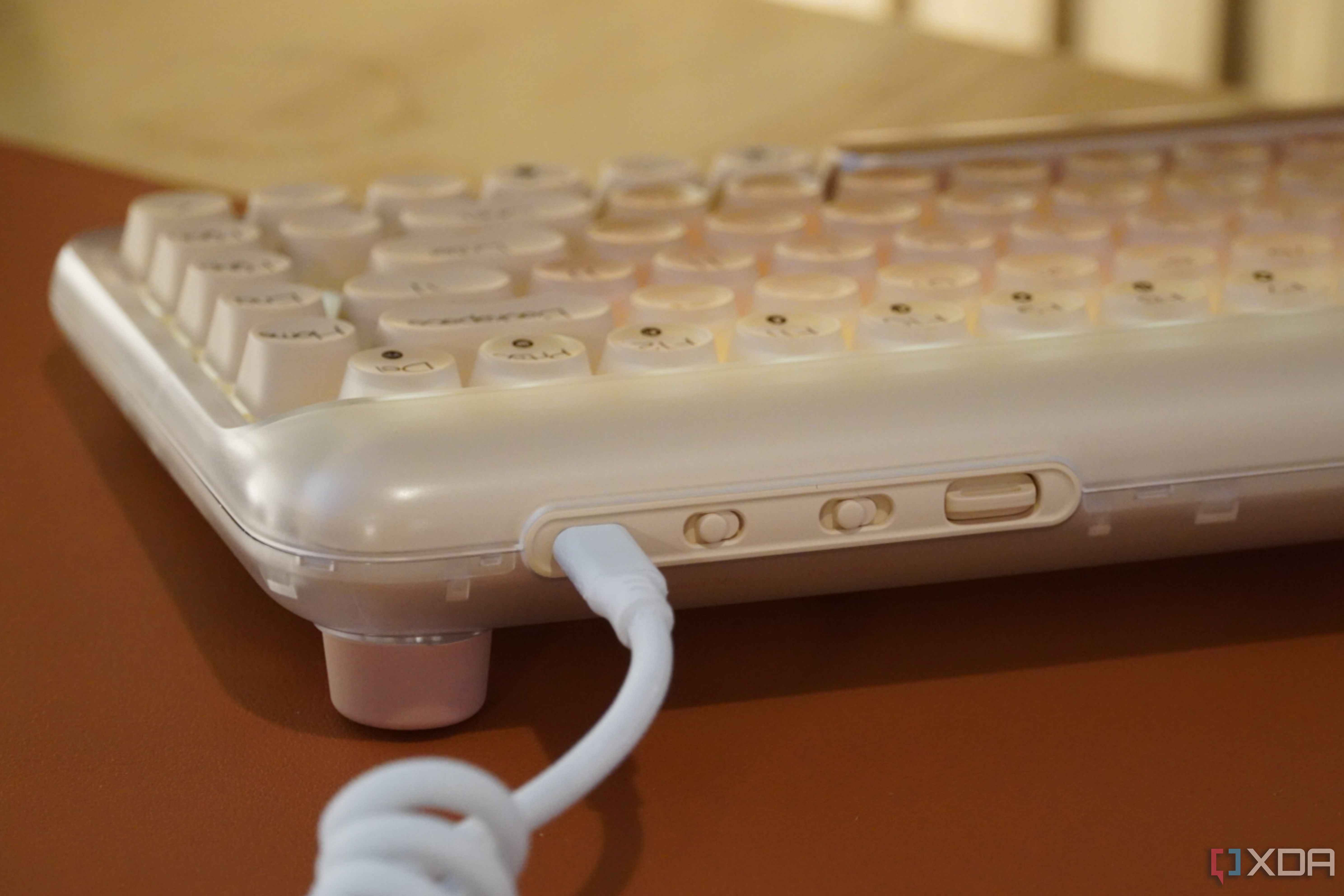 Lofree Dot Foundation review: A pink, pastel-colored mechanical ...
