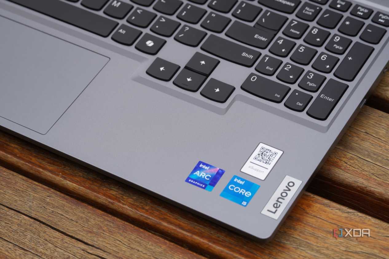 The arrow keys on the Lenovo LOQ 15.