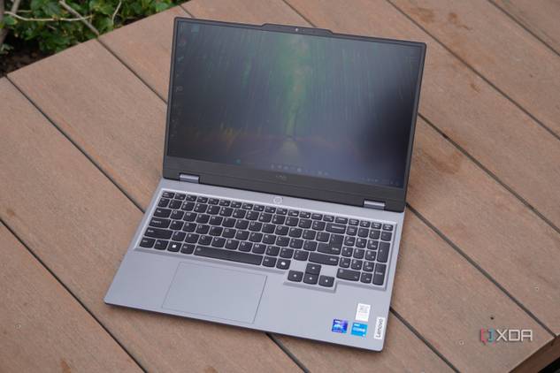 The Lenovo LOQ 15 on the desktop.