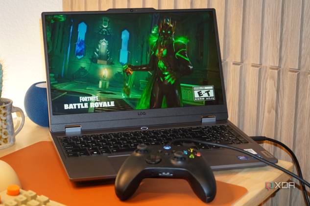 The Fortnite loading screen on the Lenovo LOQ 15.
