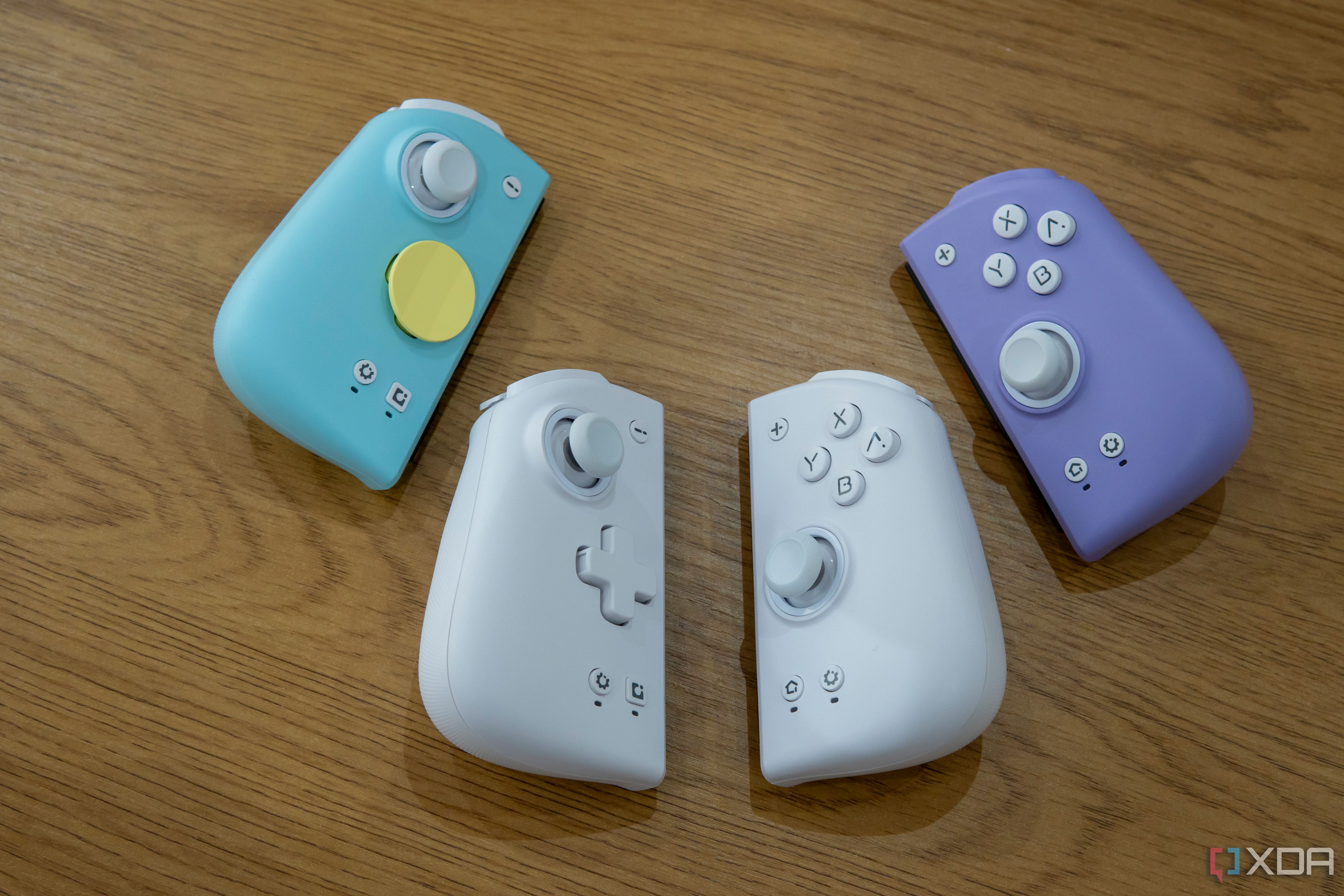 その他 Mobapad M6 HD Nintendo Switch Controller Mobapad_M6_HD_white_front.webp